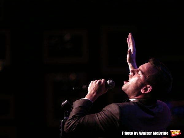 Photo Coverage: In Performance for Daniel Reichard's DECKED OUT HOLIDAY PARTY Image