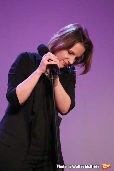 Photo Coverage: BEAUTIFUL's Jessie Mueller, Jarrod Spector & Anika Larsen Perform at Apple Store Soho  Image