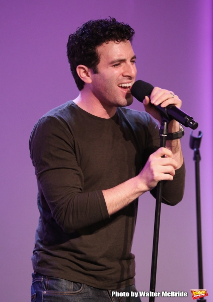Photo Coverage: BEAUTIFUL's Jessie Mueller, Jarrod Spector & Anika Larsen Perform at Apple Store Soho  Image