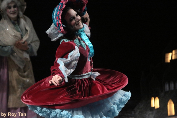 Photo Flash Exclusive: Arthur Pita's THE LITTLE MATCH GIRL at Sadler's Wells Theatre Image