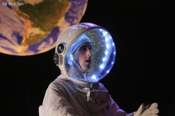 Photo Flash Exclusive: Arthur Pita's THE LITTLE MATCH GIRL at Sadler's Wells Theatre Image