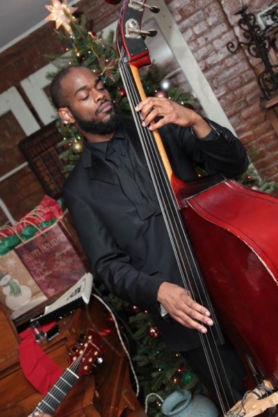Photo Flash: Brenda Braxton, Chester Gregory, Gabriela Garcia and Lee Summers Attend 2014 Holiday Jazz & Toy Drive Image