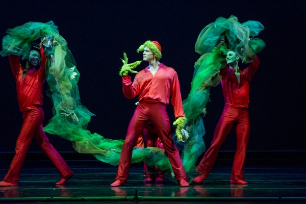 Photo Flash: First Look at Smuin Ballet's THE CHRISTMAS BALLET, UNCORKED! Image