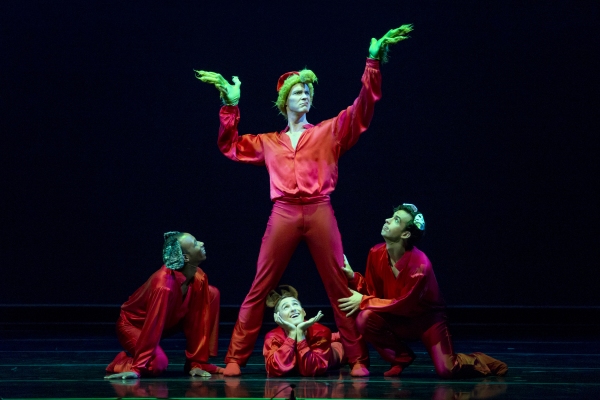 Photo Flash: First Look at Smuin Ballet's THE CHRISTMAS BALLET, UNCORKED! Image