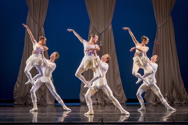 Photo Flash: First Look at Smuin Ballet's THE CHRISTMAS BALLET, UNCORKED! Image