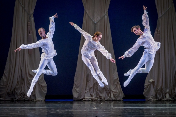 Photo Flash: First Look at Smuin Ballet's THE CHRISTMAS BALLET, UNCORKED! Image