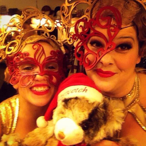 Photo Flash: Saturday Intermission Pics - December 20 - FABULOUS Recreates Nativity, BILLY ELLIOT Steals MEET ME IN ST. LOUIS, and Many More! Image