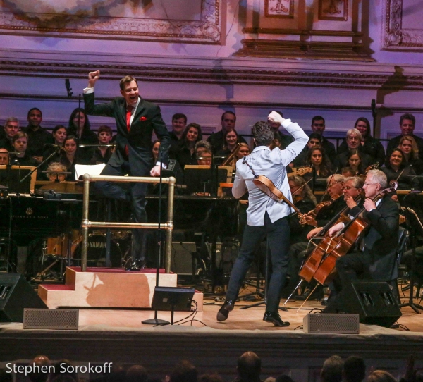 Photo Coverage: More Pics! Kelli O'Hara & Matthew Morrison and The New York Pops Holiday Concert Image