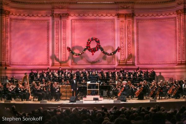 Photo Coverage: More Pics! Kelli O'Hara & Matthew Morrison and The New York Pops Holiday Concert Image