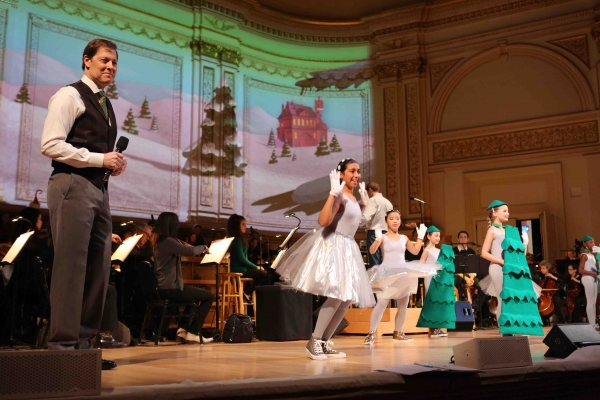 Photo Coverage: In Rehearsal for New York Pops' RUDOLPH THE RED-NOSED REINDEER Image