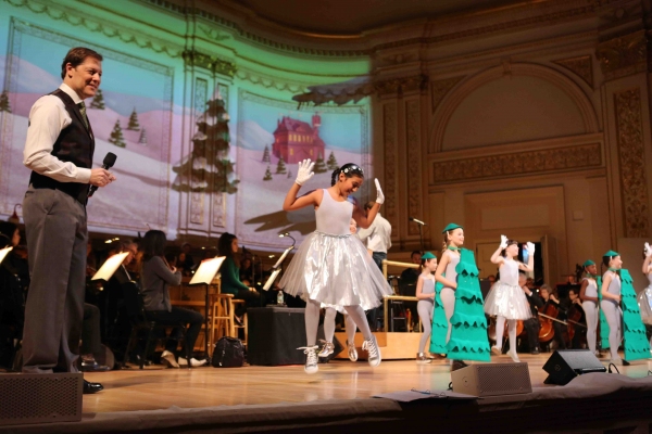 Photo Coverage: In Rehearsal for New York Pops' RUDOLPH THE RED-NOSED REINDEER Image