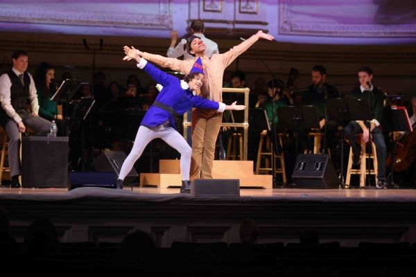 Photo Coverage: In Rehearsal for New York Pops' RUDOLPH THE RED-NOSED REINDEER Image
