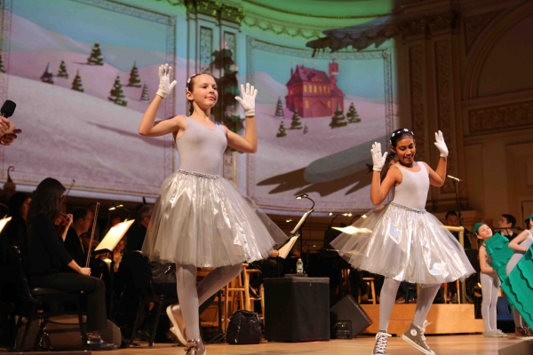 Photo Coverage: In Rehearsal for New York Pops' RUDOLPH THE RED-NOSED REINDEER Image