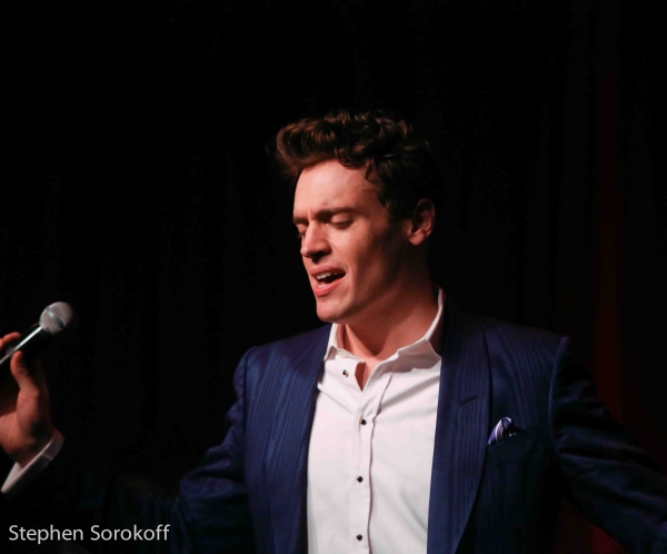 Photo Coverage: Erich Bergen Brings An Early New Year's Party to Birdland  Image