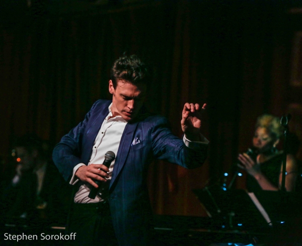 Photo Coverage: Erich Bergen Brings An Early New Year's Party to Birdland  Image