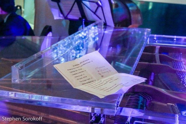 Photo Coverage: Neil Sedaka Sings in 2015 with A PIANO AT LE CIRQUE Image