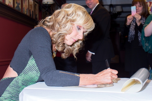 Photo Coverage: MAMMA MIA!'s Judy McLane Receives Sardi's Portrait Image
