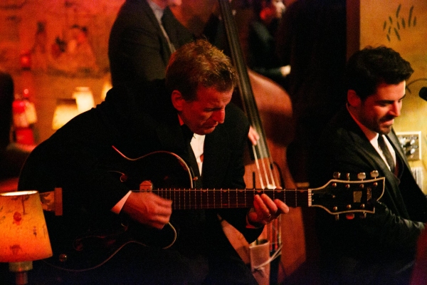 Photo Flash: Tony DeSare Performs Bemelmans Residency at The Carlyle  Image