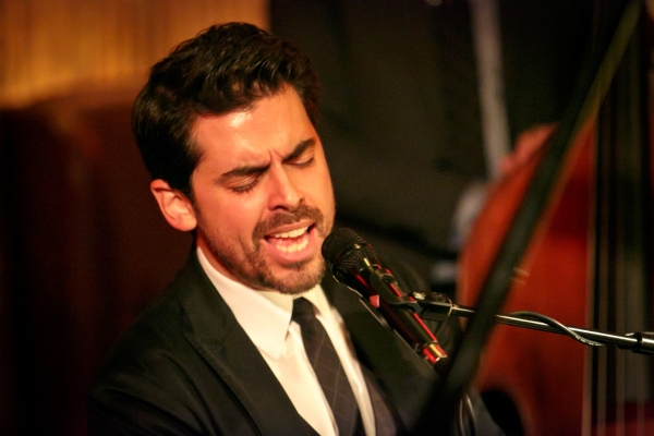 Photo Flash: Tony DeSare Performs Bemelmans Residency at The Carlyle  Image