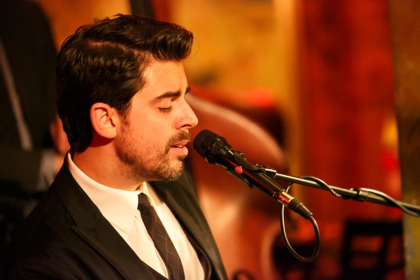 Photo Flash: Tony DeSare Performs Bemelmans Residency at The Carlyle  Image