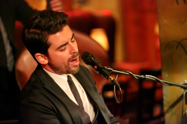 Photo Flash: Tony DeSare Performs Bemelmans Residency at The Carlyle  Image
