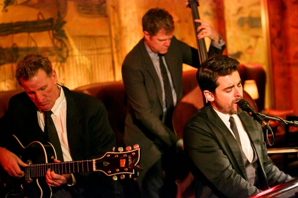 Photo Flash: Tony DeSare Performs Bemelmans Residency at The Carlyle  Image