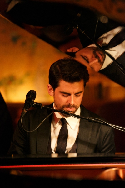 Photo Flash: Tony DeSare Performs Bemelmans Residency at The Carlyle  Image