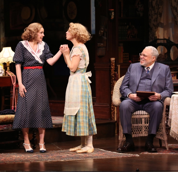 Photo Flash: First Look at Anna Chlumsky and Richard Thomas in YOU CAN'T TAKE IT WITH YOU Image