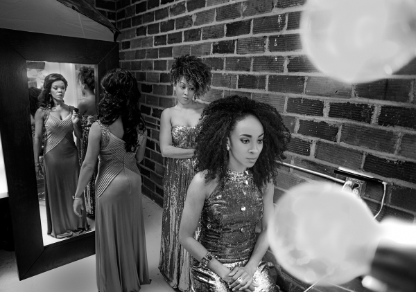 Photo Flash: MOTOWN THE MUSICAL Tour Celebrates Music Legacy With High Fashion Portraits Image