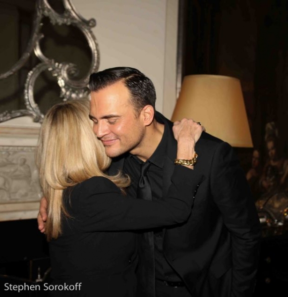 Photo Coverage: Cheyenne Jackson Brings EYES WIDE OPEN to Cafe Carlyle Image