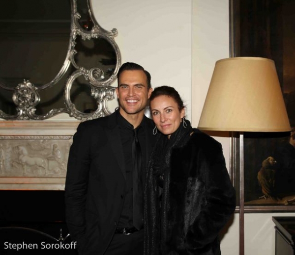 Photo Coverage: Cheyenne Jackson Brings EYES WIDE OPEN to Cafe Carlyle Image