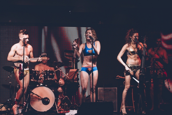 Photo Flash: Laura Benanti, Lena Hall & More Join The Skivvies at 42West Image