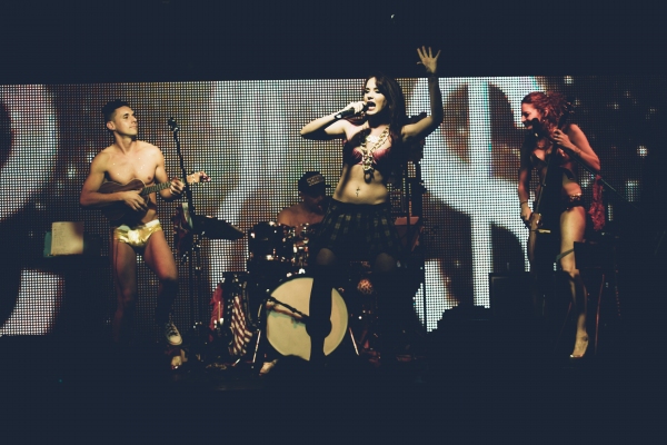 Photo Flash: Laura Benanti, Lena Hall & More Join The Skivvies at 42West Image