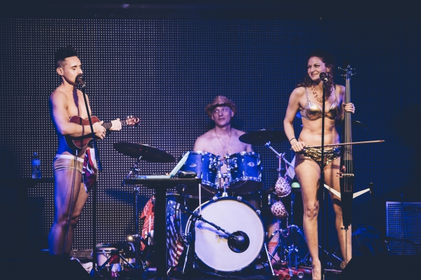 Photo Flash: Laura Benanti, Lena Hall & More Join The Skivvies at 42West Image