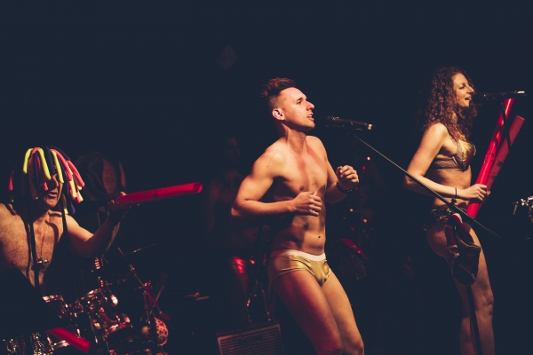 Photo Flash: Laura Benanti, Lena Hall & More Join The Skivvies at 42West Image