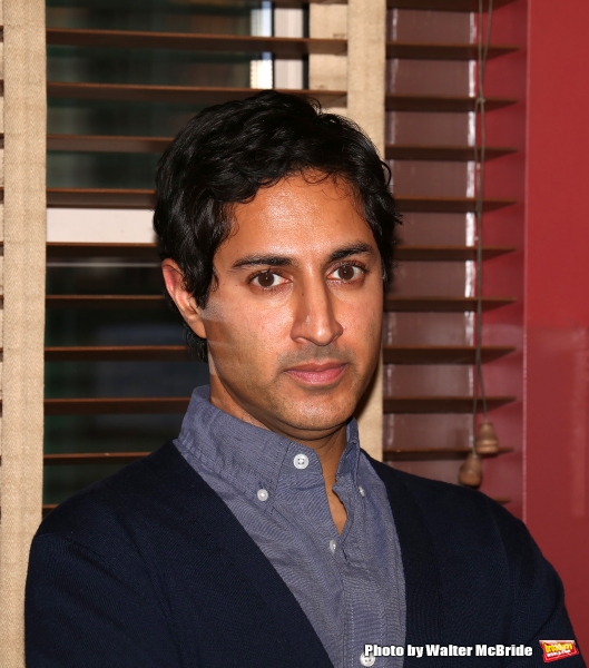 Photo Coverage: New Cast of IT'S ONLY A PLAY Meets the Press at Sardi's!  Image