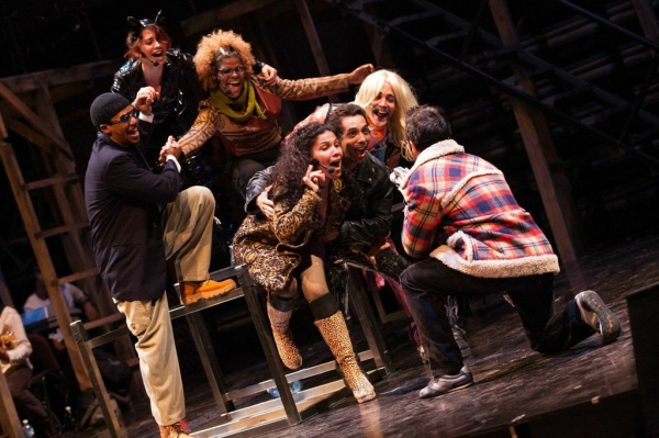Photo Flash: First Look at RENT in Havana, Directed by Former Broadway Cast Member Andy Senor, Jr. Image