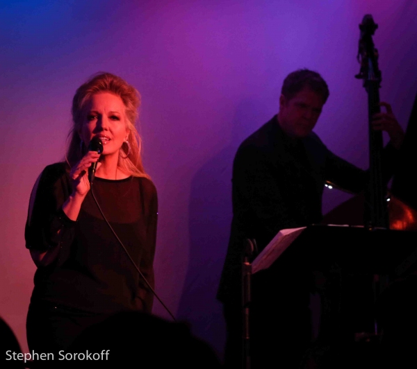 Photo Coverage: STACY SULLIVAN Brings 'On The Air' to the Metropolitan Room Image