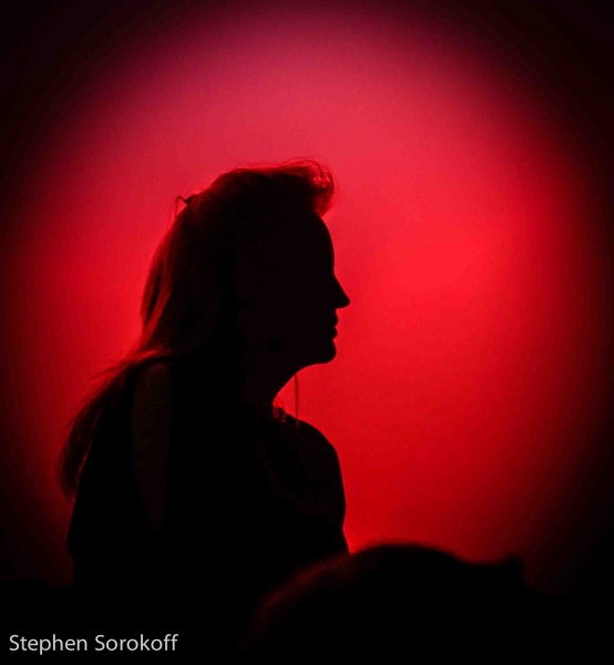 Photo Coverage: STACY SULLIVAN Brings 'On The Air' to the Metropolitan Room Image