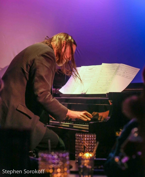 Photo Coverage: STACY SULLIVAN Brings 'On The Air' to the Metropolitan Room Image