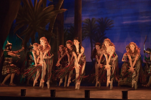 Photo Flash: First Look at THE VOICE's Chris Mann, Katie Travis & More in THE PHANTOM OF THE OPERA National Tour! Image