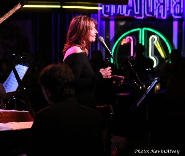 Photo Flash: Singer Joanne Tatham Comes to Birdland Image