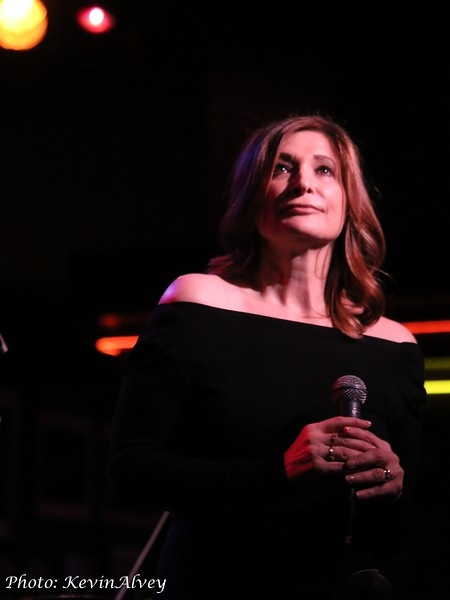 Photo Flash: Singer Joanne Tatham Comes to Birdland Image