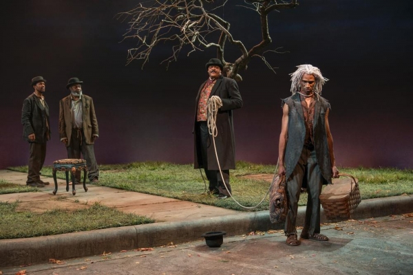 Photo Flash: First Look at WAITING FOR GODOT at Court Theatre Image