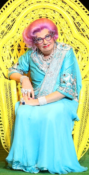 Photo Flash: Sneak Peek - DAME EDNA'S GLORIOUS GOODBYE - THE FAREWELL TOUR Opens Next Week at the Ahmanson Image