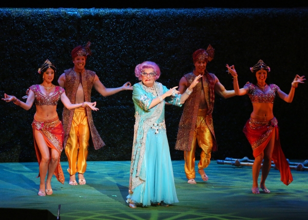 Photo Flash: Sneak Peek - DAME EDNA'S GLORIOUS GOODBYE - THE FAREWELL TOUR Opens Next Week at the Ahmanson Image
