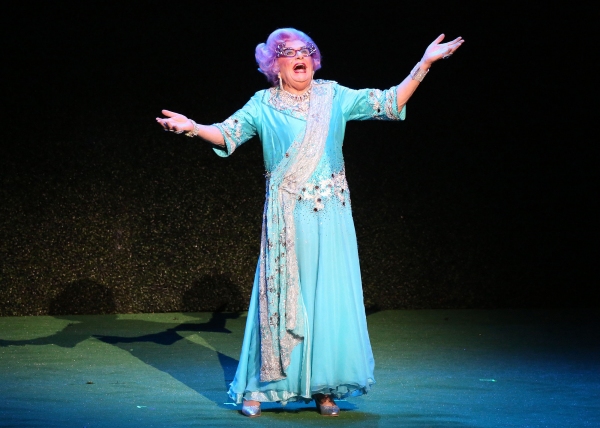 Photo Flash: Sneak Peek - DAME EDNA'S GLORIOUS GOODBYE - THE FAREWELL TOUR Opens Next Week at the Ahmanson Image