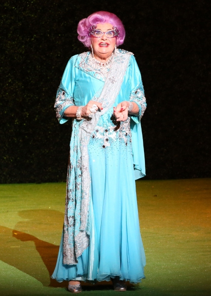 Photo Flash: Sneak Peek - DAME EDNA'S GLORIOUS GOODBYE - THE FAREWELL TOUR Opens Next Week at the Ahmanson Image