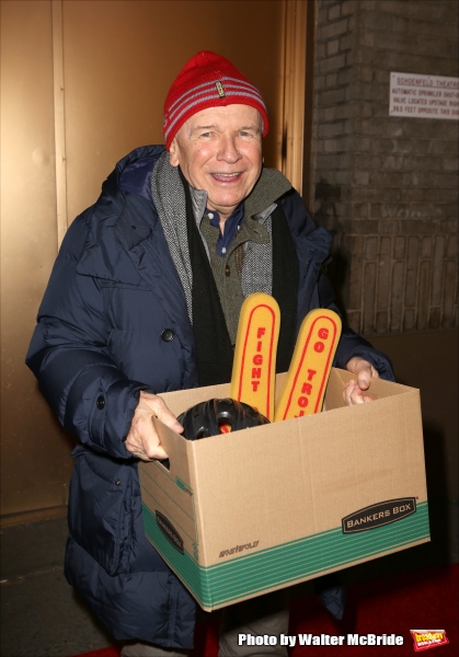 Photo Coverage: Katie Finneran, Martin Short, Matthew Broderick, and More Celebrate IT'S ONLY A PLAY Moving Day Image
