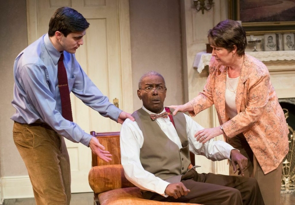 Photo Flash: First Look at Raven Theatre Company's DIVIDING THE ESTATE 